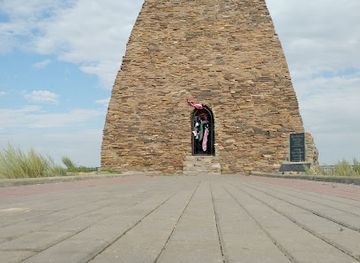 kazakhstan/central-kazakhstan/landmark/kozy-korpesh-and-bayan-sulu-mausoleum