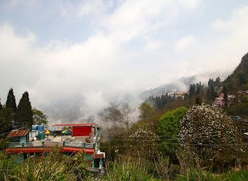 india/darjeeling/tiger-hill/landmark/gorkha-war-memorial