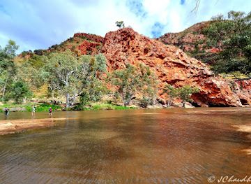 australia/macdonnell-ranges/landmark/ormiston-gorge