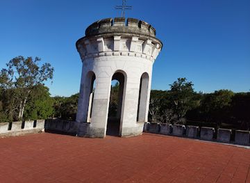 paraguay/ypacarai/landmark/castillo-carlota-palmerola