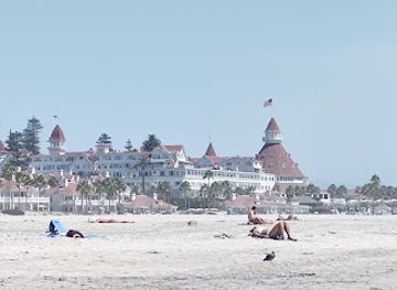 california/coronado/landmark/central-beach