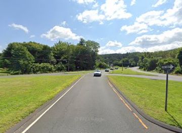 connecticut/eastern-connecticut/landmark/east-weatogue-historic-district