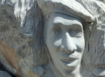 burkina-faso/gourcy/landmark/sculptures-de-laongo