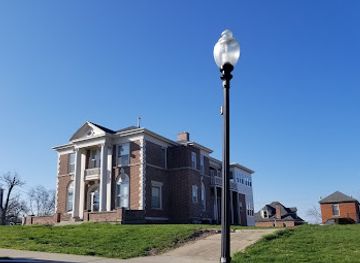 missouri/jefferson-city/landmark/jefferson-city-convention-and-visitors-bureau