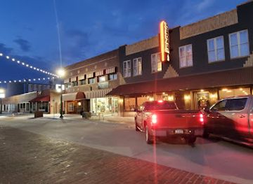 nebraska/north-platte/landmark/the-cedar-room