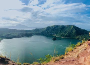 philippines/taal-volcano/landmark/volcano-island