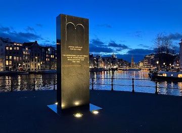 netherlands/vechtstreek/landmark/monument-to-jewish-resistance