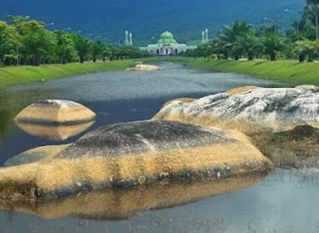 indonesia/riau-islands/landmark/natuna-great-mosque