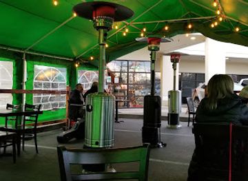 washington/kent/landmark/the-harp-bar-and-restaurant