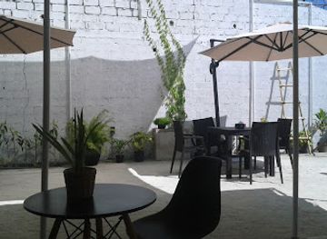 maldives/thulusdhoo/landmark/isola-guest-house