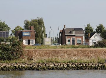 netherlands/kinderdijk/landmark/huis-van-zessen