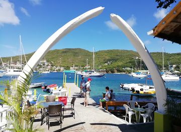 saint-vincent-and-the-grenadines/bequia/landmark/whaleboner