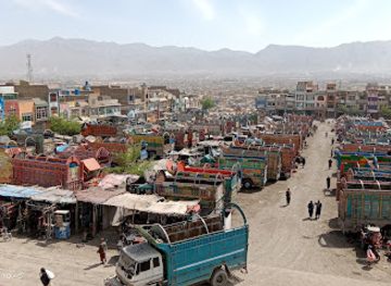 pakistan/hazara/landmark/hazar-ganji-roundabout