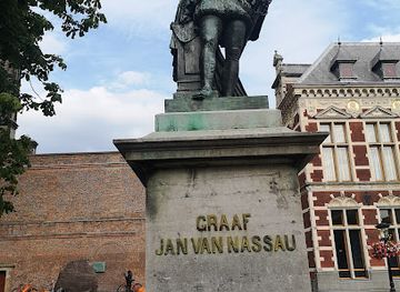 netherlands/vechtstreek/landmark/standbeeld-jan-van-nassau