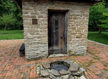ohio/southwest-ohio/landmark/harmony-hill-dairy-house