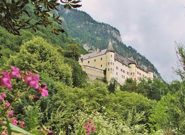 austria/kaisergebirge/landmark/tratzberg-castle