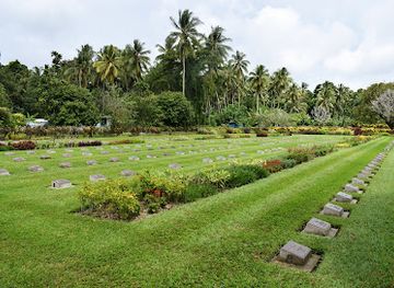 papua-new-guinea/new-ireland/landmark/bitapaka-war-cemetery