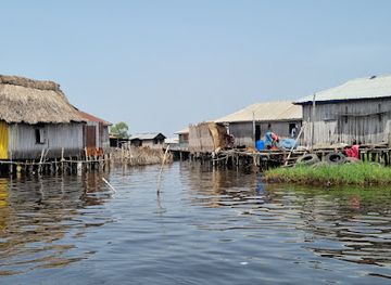 benin/ganvie-village/landmark/visit-ganvie-tourism