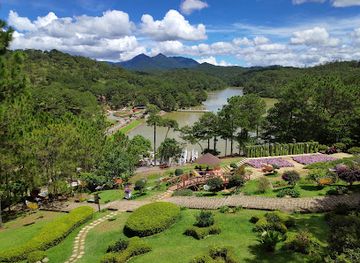vietnam/dalat/da-lat-center/landmark/valley-of-love