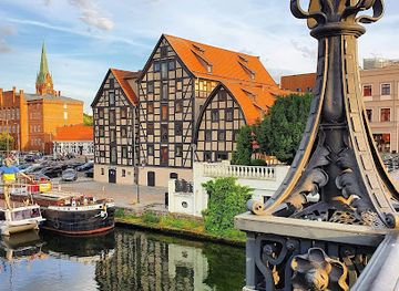 poland/bydgoszcz/landmark/spichrze-w-bydgoszczy