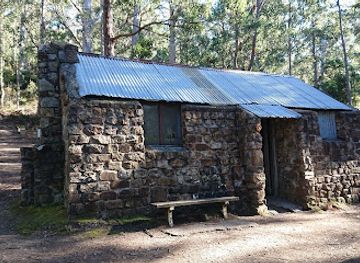 australia/mount-wellington/landmark/junction-cabin
