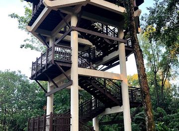 singapore/central-region/landmark/pasir-ris-bird-watching-tower