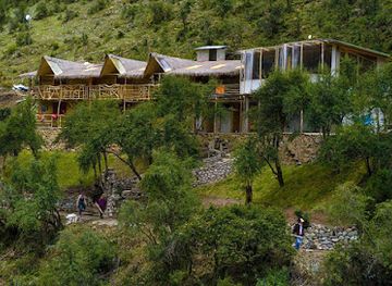 peru/salkantay-trail/landmark/refugios-salkantay