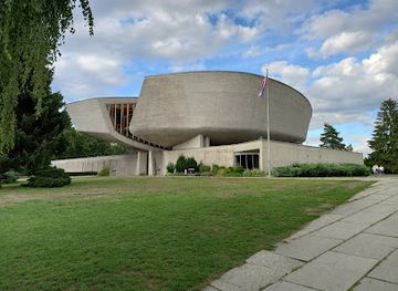 slovakia/banska-bystrica/landmark/museum-of-the-slovak-national-uprising