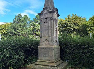 germany/hannover/vahrenwald/landmark/denkmal-heinr-schrader-bademeister-zu-hannover