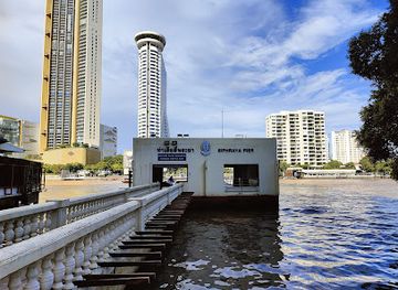 thailand/chao-phraya-river-basin/landmark/si-phraya-ferry-pier