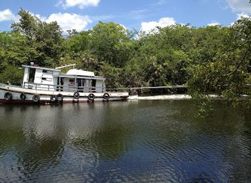 belize/orange-walk-district/landmark/maracas-bar-grill