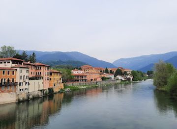 italy/veneto/landmark/ponte-vecchio-ponte-degli-alpini