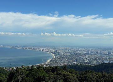 vietnam/da-nang/son-tra-district/landmark/san-bay-truc-thang-dia-diem-lich-su