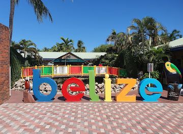belize/hopkins/landmark/belize-welcome-sign