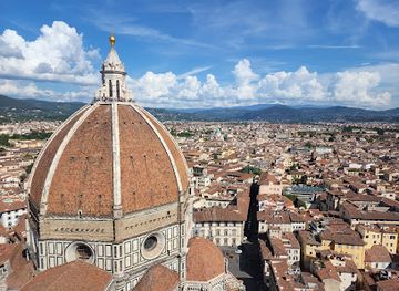 italy/florence/duomo/landmark/piazza-del-duomo