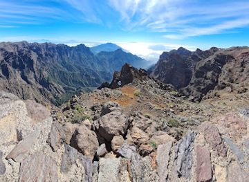 spain/teide-national-park/landmark/mirador-del-espigon-del-roque