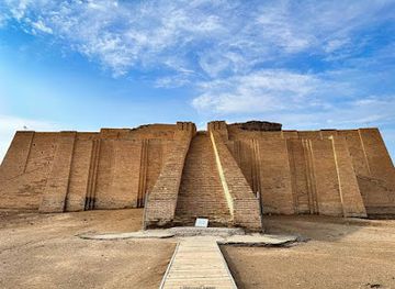 iraq/mesopotamia/landmark/great-ziggurat-of-ur