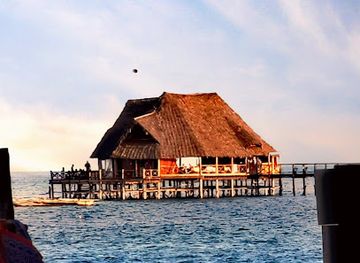 tanzania/zanzibar-city/kiwengwa/landmark/pier-kiwengwa-restaurant-il-pontile