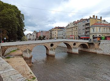bosnia-and-herzegovina/sarajevo/landmark/latin-bridge