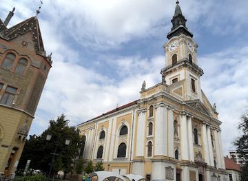 hungary/kecskemet/landmark/kecskemeti-romai-katolikus-foplebania