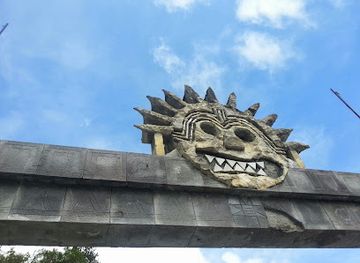 ecuador/southwest-coast/landmark/museo-templo-del-sol-pintor-cristobal-ortega-maila