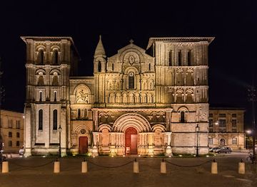 france/aquitaine/landmark/eglise-sainte-croix-de-bordeaux