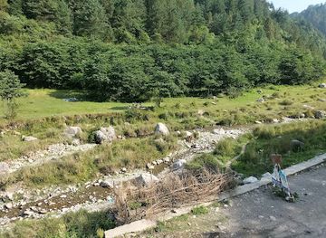 pakistan/ayubia-national-park/landmark/karlaan-waterfall