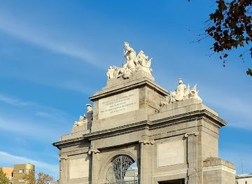 spain/madrid/landmark/toledo-gate