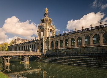 germany/saxony/landmark/dresden-zwinger
