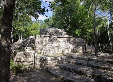 mexico/yucatan-peninsula/landmark/conjunto-pinturas