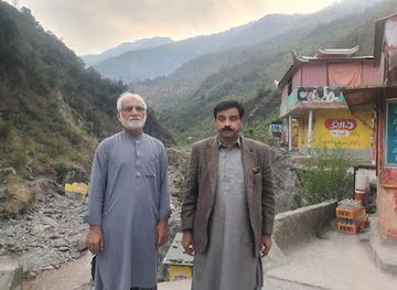 pakistan/northern-areas/landmark/jammu-kashmir-monument-pakistan