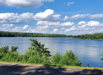 illinois/northwestern-illinois/landmark/rock-cut-state-park