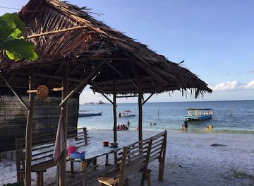 indonesia/bangka-belitung-islands/landmark/rm-batu-garuda