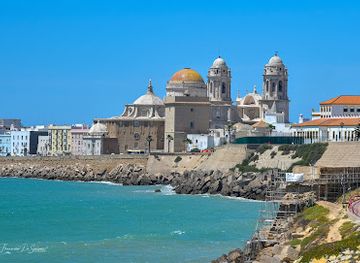 spain/cadiz/landmark/puerto-de-la-bahia-de-cadiz